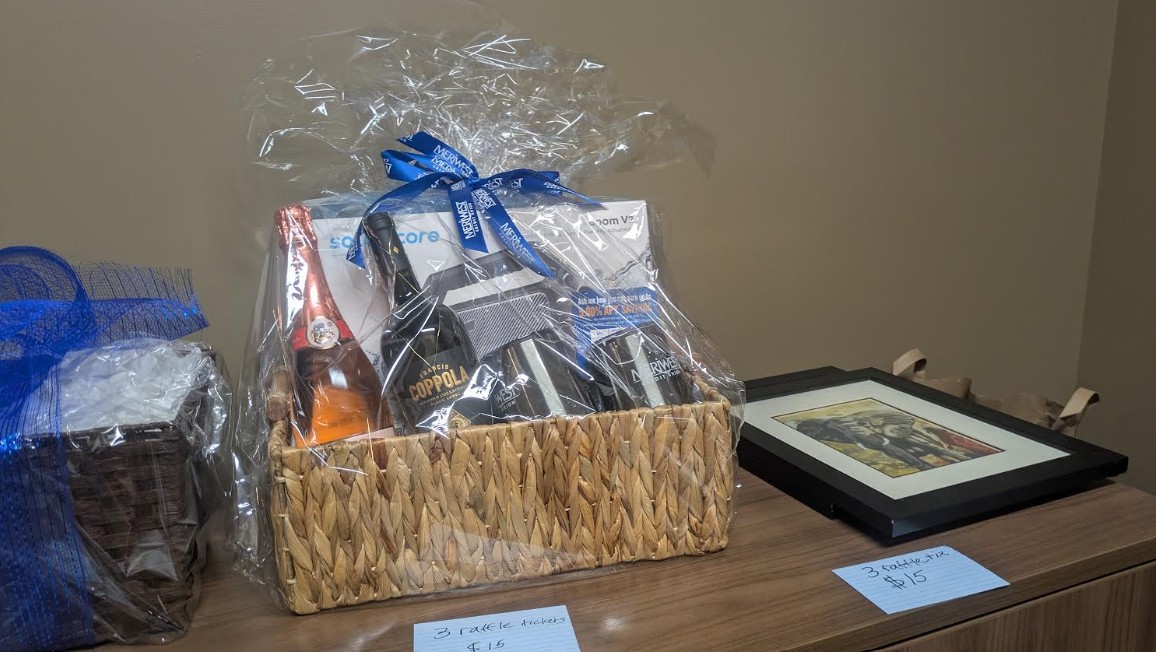 wine basket and pix